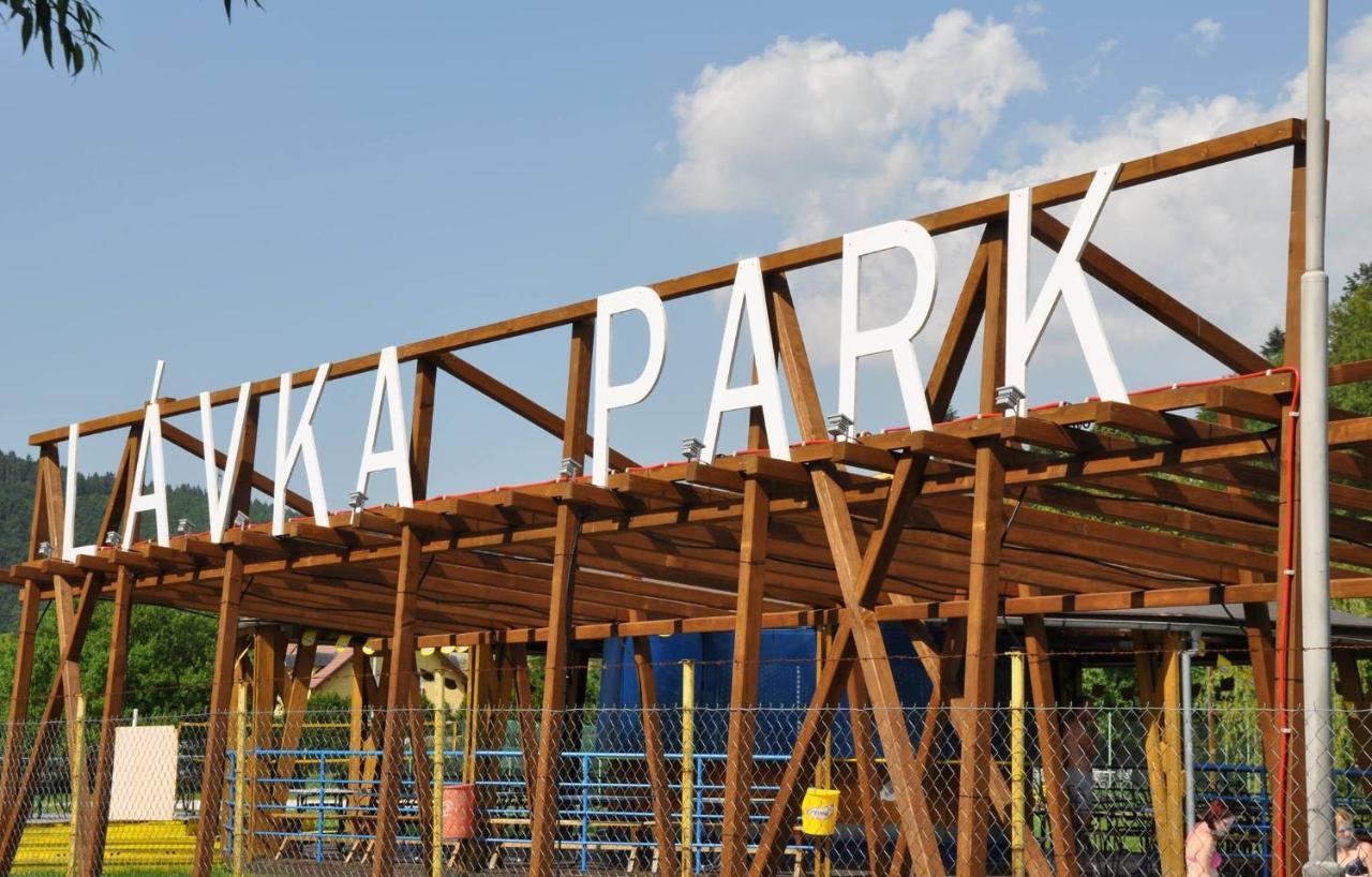 Hotel Lávka Park Skochovice Vrané nad Vltavou Exteriér fotografie