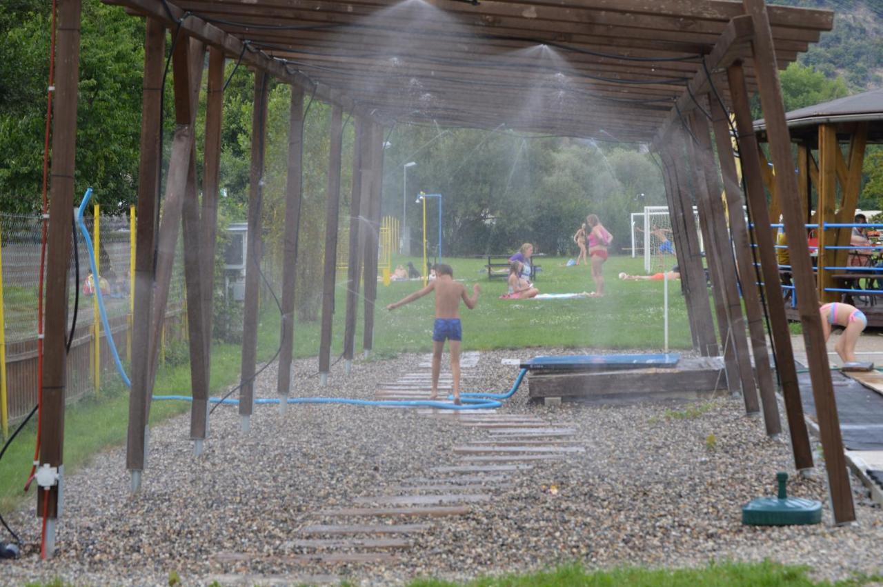 Hotel Lávka Park Skochovice Vrané nad Vltavou Exteriér fotografie